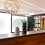 Oca Puerta Del Camino 酒店 4*