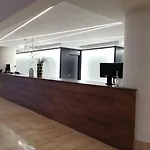 Oca Puerta Del Camino