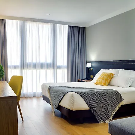 Oca Puerta Del Camino 4*