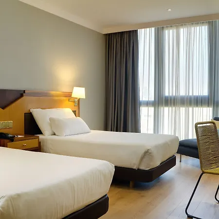 ホテル Oca Puerta Del Camino A Torre Branca