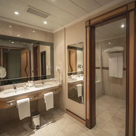 Oca Puerta Del Camino 4*