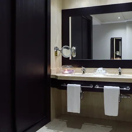 Oca Puerta Del Camino Hotel 4*