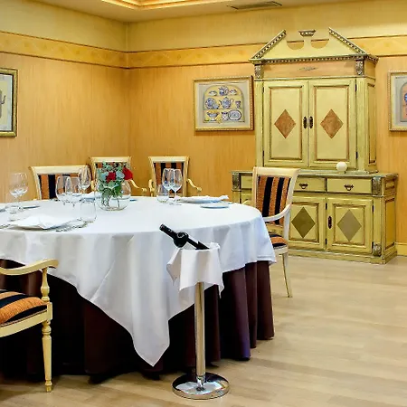 Oca Puerta Del Camino A Torre Branca