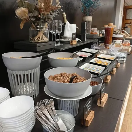 Hotel Oca Puerta Del Camino 4*