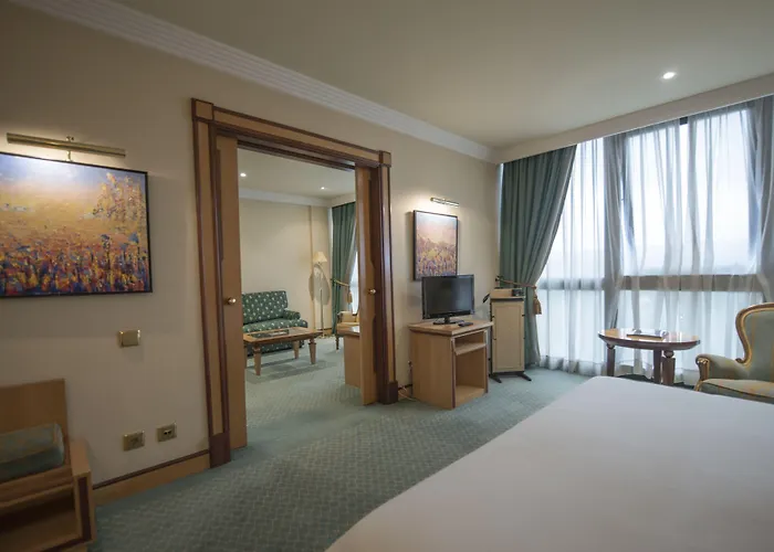 Oca Puerta Del Camino Hotel 4*